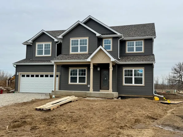 902 Hayden Dr, Yorkville, IL 60560