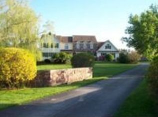 48 Collins Mill Rd, Chester Springs, PA 19425