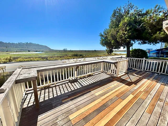 2354 Carmel Valley Rd