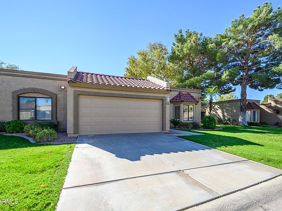 3rd image of 9627 W Tonto Lane