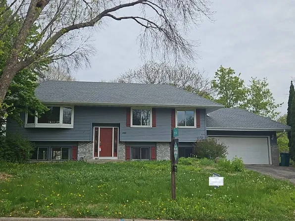 2400 E 125th St, Burnsville, MN 55337