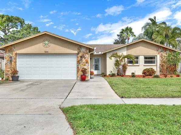 9651 129th Ave, Largo, FL 33773