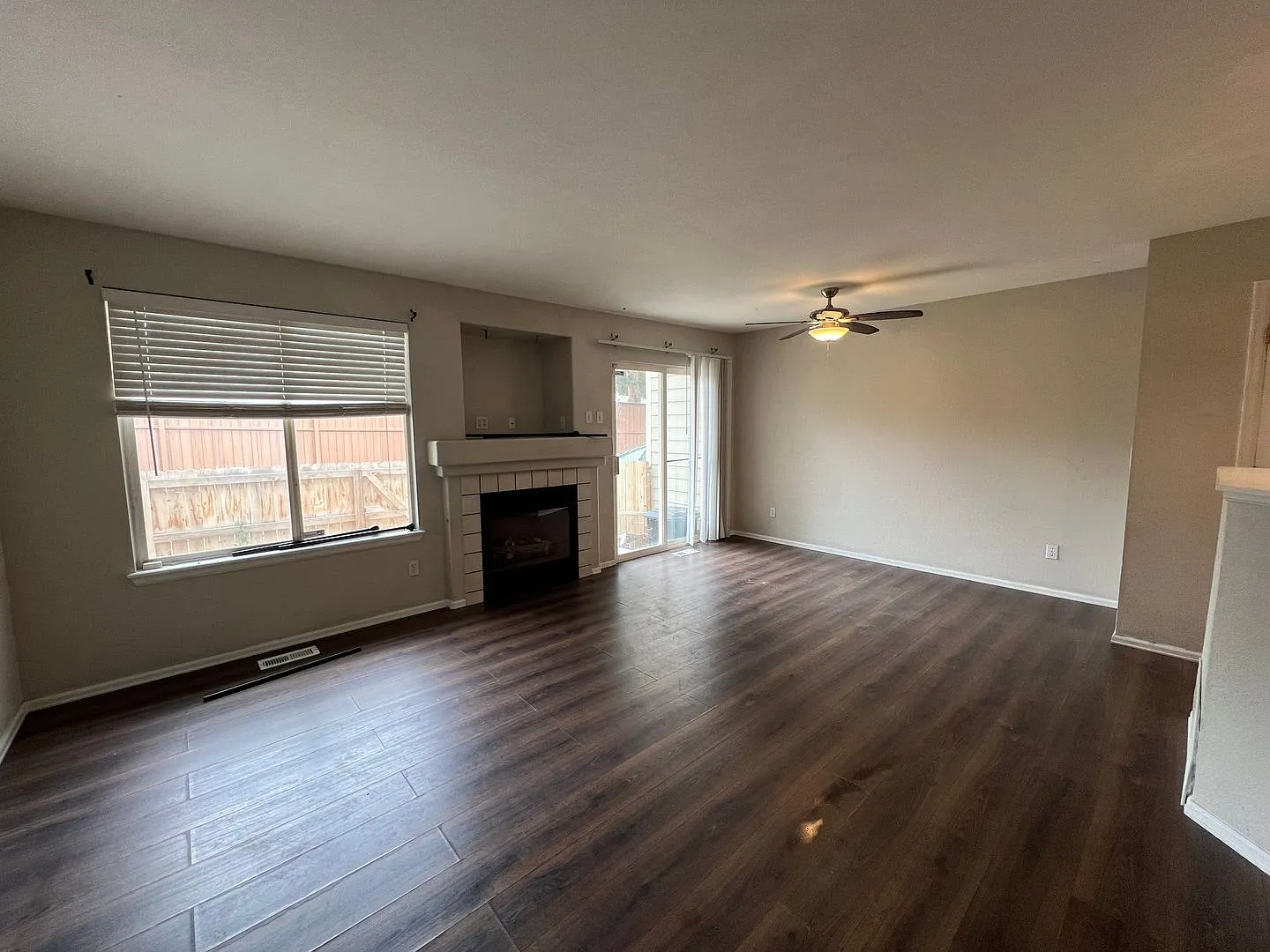 3 Bedrooms 2.5 Bedroom Townhome in Quail Run Coming Soon! **Move-In Special** — Photo 4