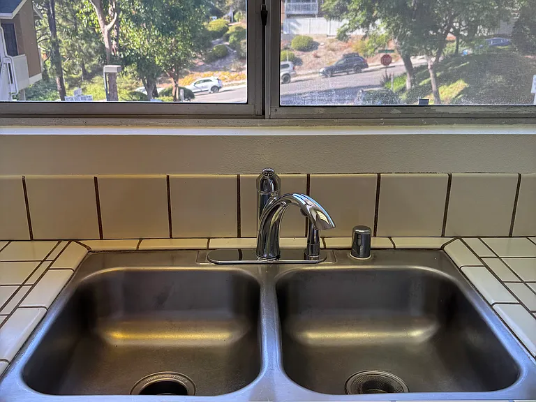 4231 Vista Del Rio Way #4 — Photo 12