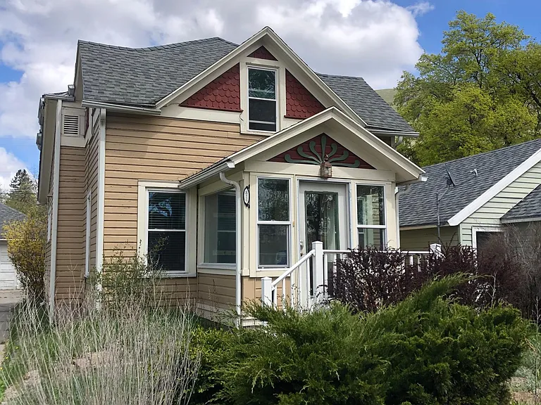 814 Poplar St — Photo 1