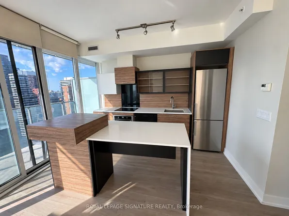 75 Saint Nicholas St, Toronto, ON