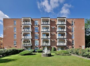 6490 N Northwest Hwy APT 2F, Chicago, IL
