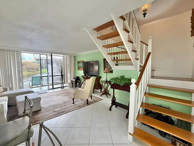 2910 SW 87th Ter #1708 — Photo 16