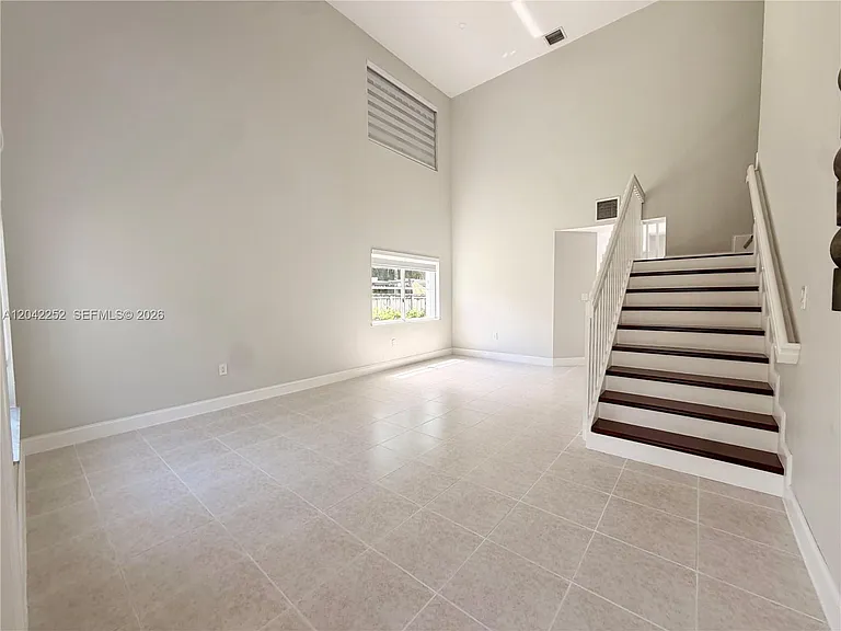 11242 SW 244th Ter — Photo 4