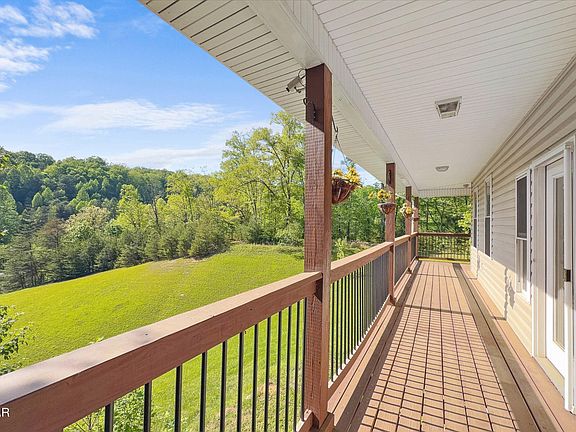4th image of 2268 Rex Ln
