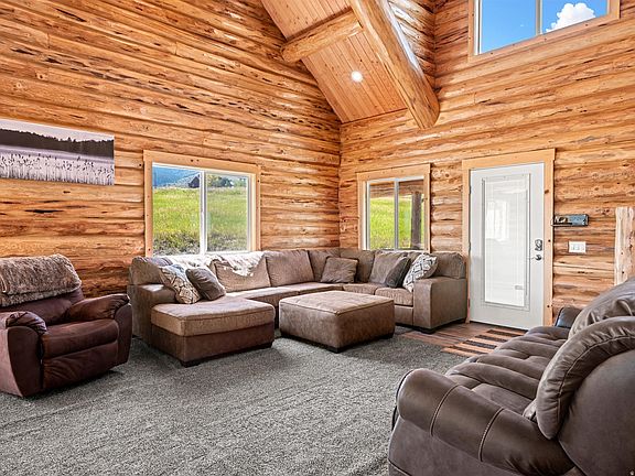3rd image of 118 Maple Dr #356