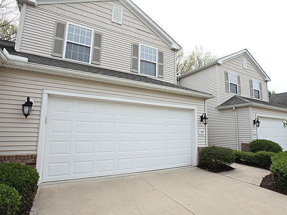 3rd image of 769 Lakeside Dr