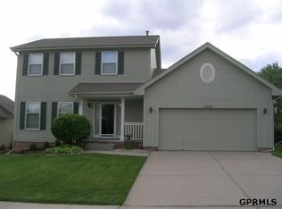 4206 N 163rd St, Omaha, NE 68116