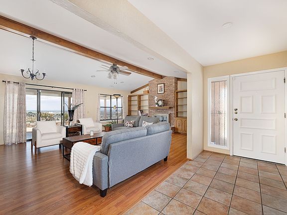 4th image of 3229 High Point Dr
