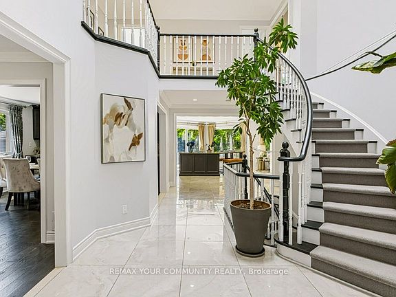 3rd image of 331 Maplehurst Ave