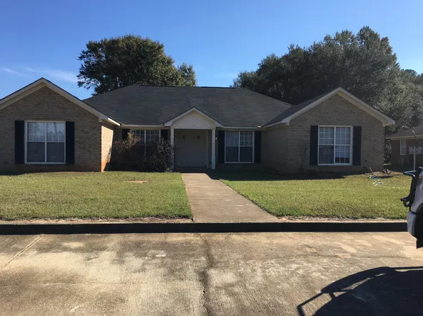 112 Edgelake Dr #A, Leesburg, GA 31763