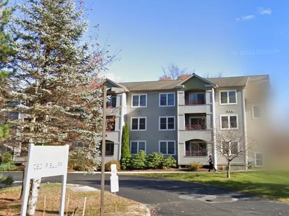 303 Lime Kiln Rd, South Burlington, VT