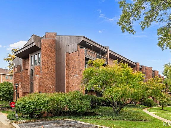3rd image of 539 Coeur De Royale Dr APT 408
