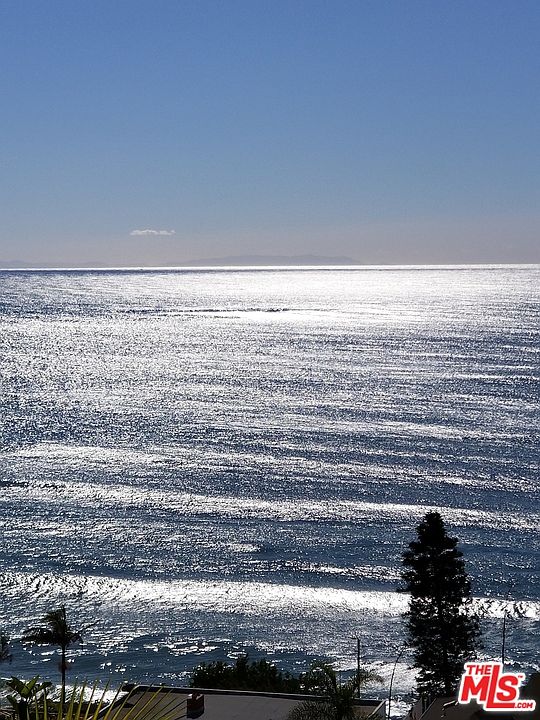 1st image of 18055 Coastline Dr APT 2