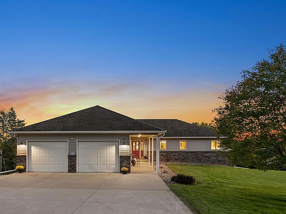 2nd image of 8851 Hillview Dr