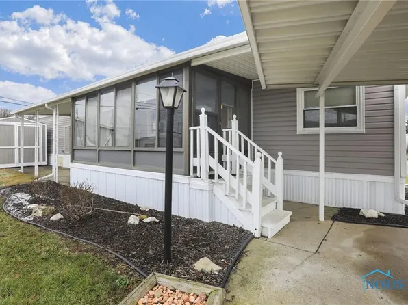 30630 Drouillard Rd, Walbridge, OH 43465