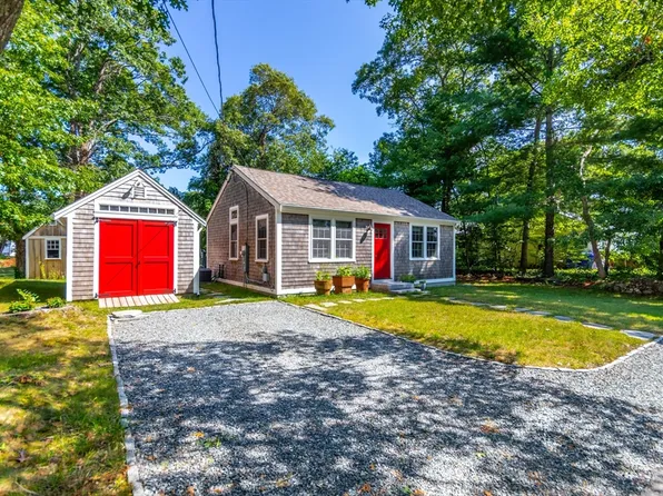 132 Williams Ave, Bourne, MA 02532