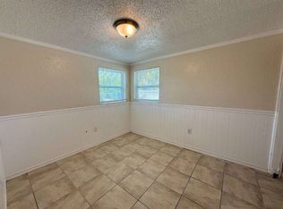 4830 Treasure Dr, New Port Richey, FL 34652