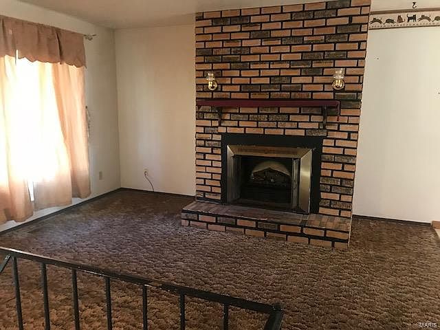 2nd image of 845 Chabern Dr