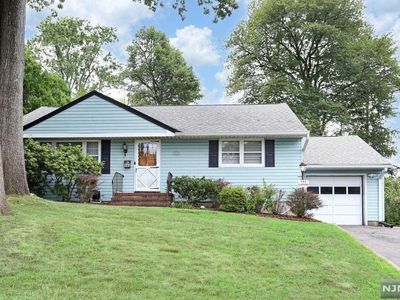 660 Mariann Pl, Township Of Washington, NJ, 07676