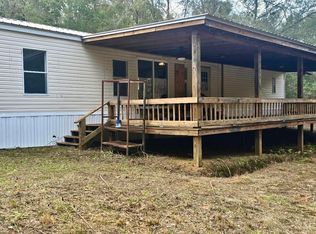 42 White Creek Rd, Ponce De Leon, FL 32455