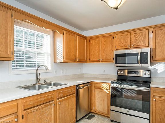 5th image of 5802 Harvest Springs Dr