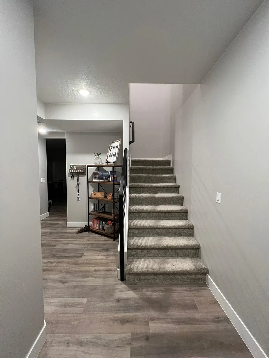 Building Photo - N 325 W