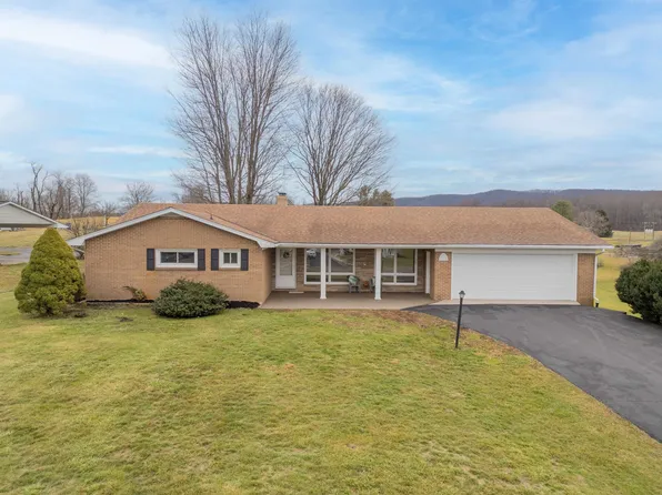 677 Adwolfe Rd, Marion, VA 24354