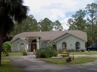 480 1st St NW, Naples, FL 34120