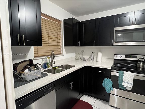 4th image of 9410 Live Oak Pl APT 204