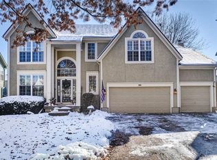 5105 W 157th St, Overland Park, KS 66224