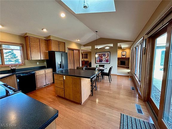 5th image of 33035 Rock Creek Cir