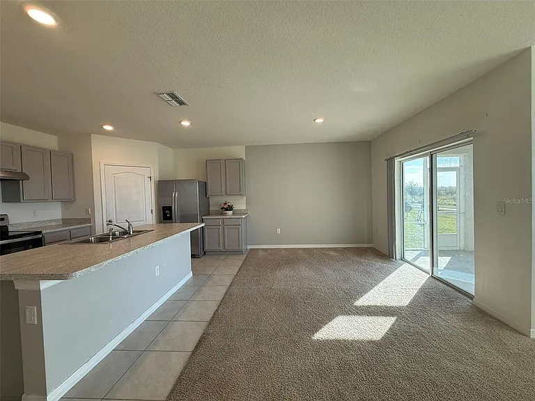313 Sofia Ln — Photo 6