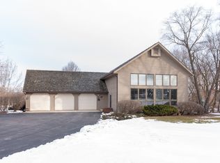 40W516 Bowes Rd, Elgin, IL 60124