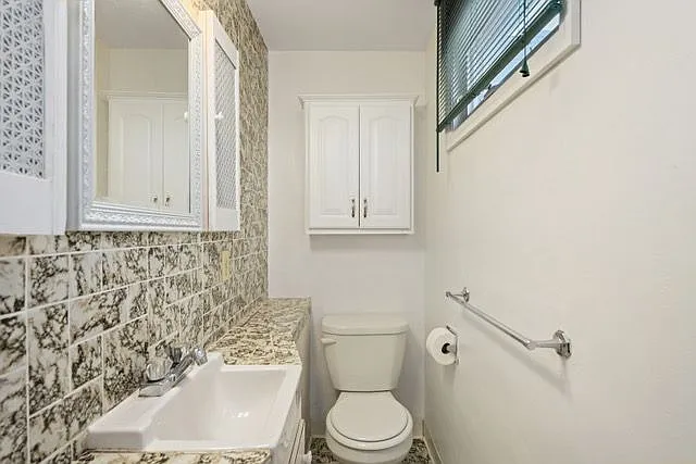 164 Bennett Rd — Photo 11