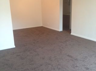 7433 3rd Street Rd APT 9, Louisville, KY 40214