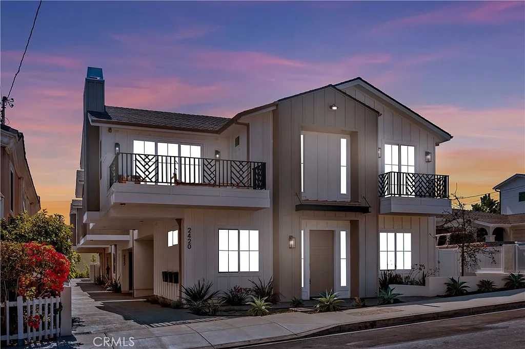 4 bed, 2039 sqft, $8,995 — Photo 4