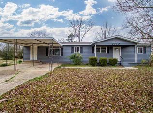 2702 W Meadowbrook St, Bryant, AR 72019