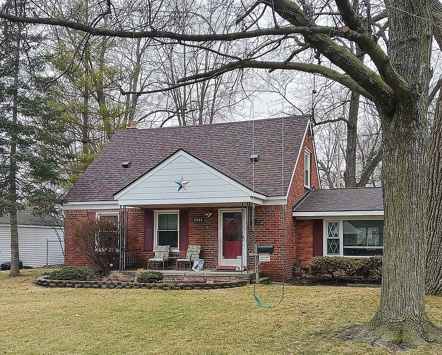 1st image of 31944 Brown St