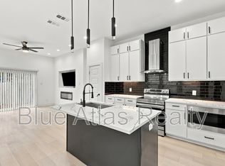 2215 Bethurum Ave, Dallas, TX 75215