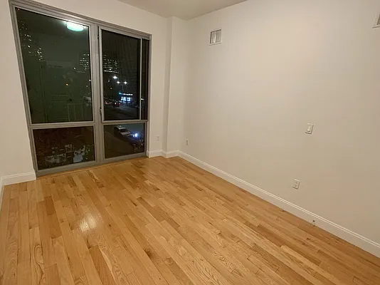 Rented by Realty Nerd | media 6