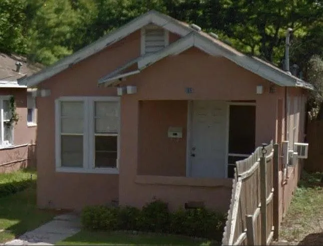 1 bed, $825 — Photo 1