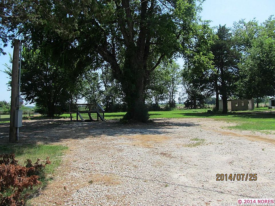 2nd image of 2105 W Main St