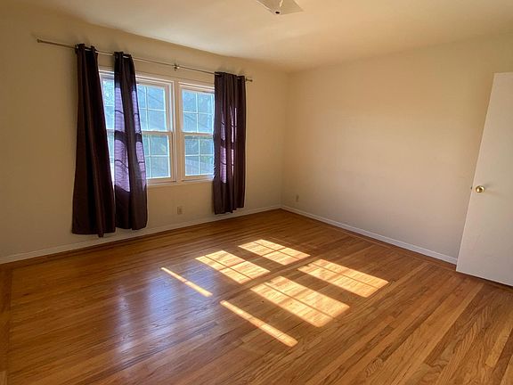 5th image of 41 Palmdale Ave