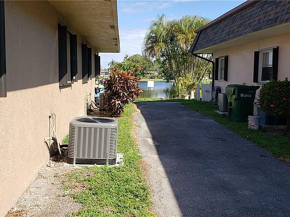 4th image of 6327 NW 11th St